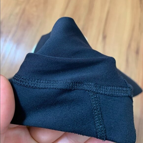 Lululemon Run: Inspire Crop II Black & Green - Picture 15 of 16